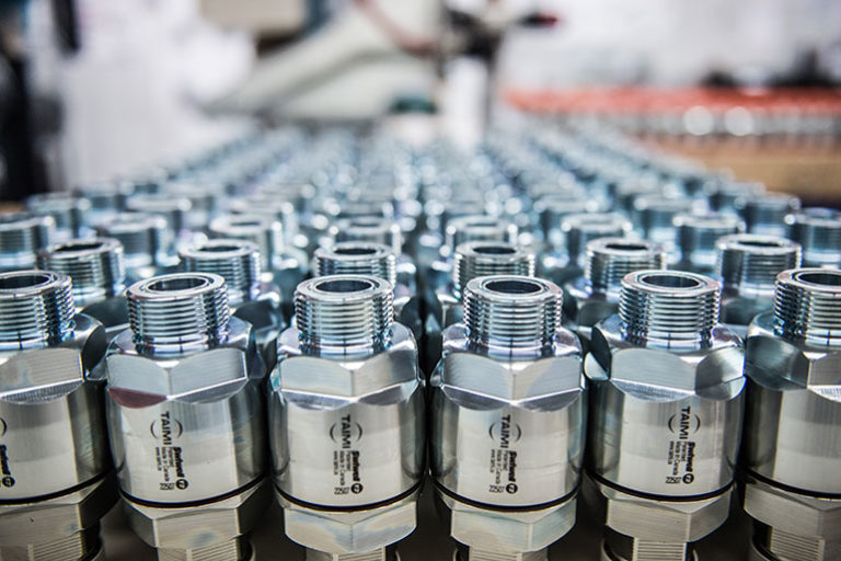 Hydraulics with a twist Swivel connections remove stress from hose