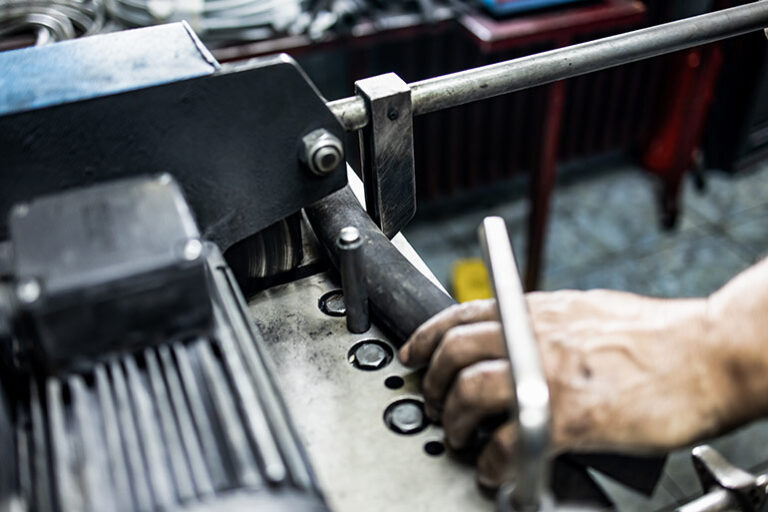 What hydraulic hose cutting blades should you use? Hose Assembly Tips